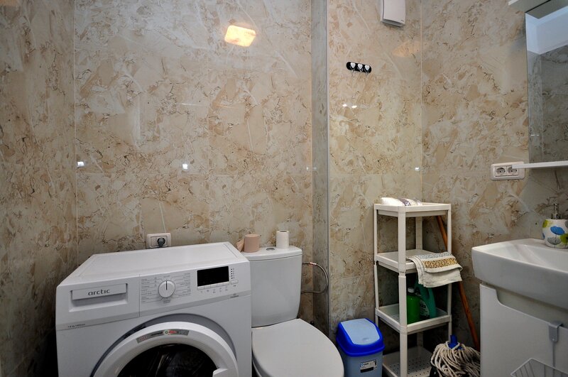 13 Septembrie, Progresului, zona Jumbo in complexul nou Central Address.