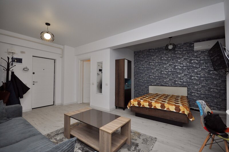 13 Septembrie, Progresului, zona Jumbo in complexul nou Central Address.