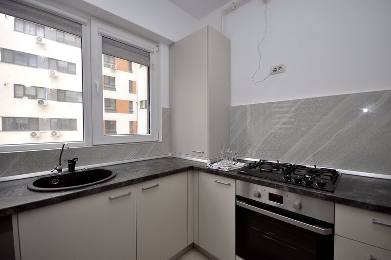 13 Septembrie, Progresului, zona Jumbo in complexul nou Central Address.